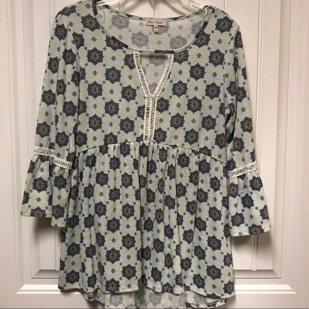 Red Camel blue and grey top